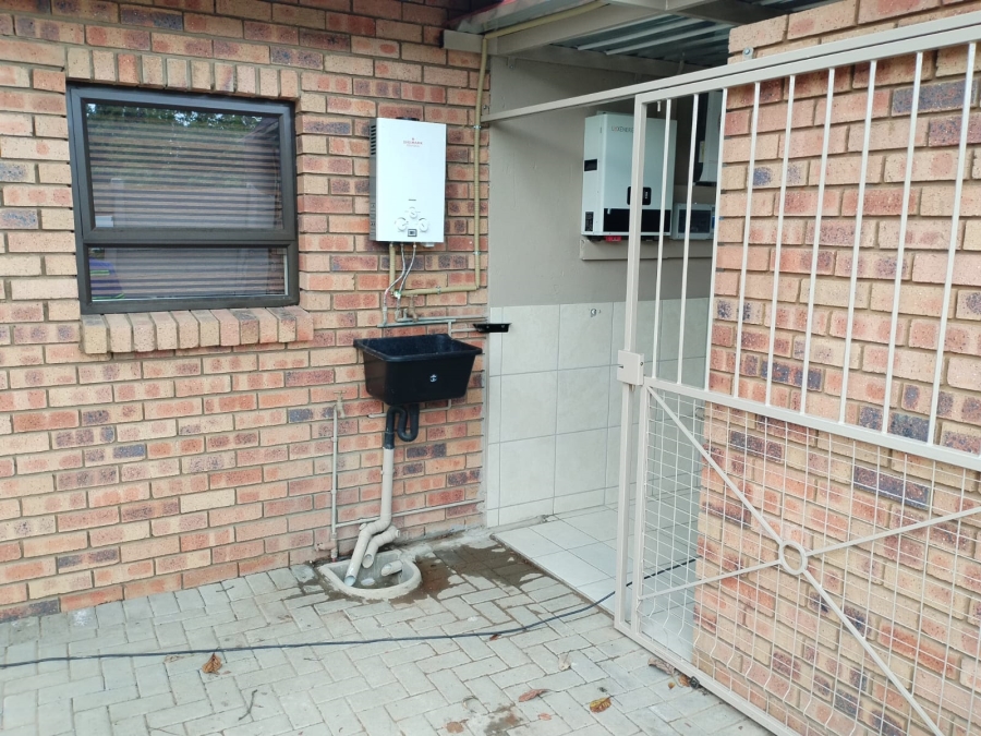 3 Bedroom Property for Sale in Oos Einde North West